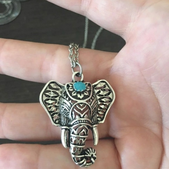 NWOT Vintage Style Elephant Necklace - Picture 5 of 7